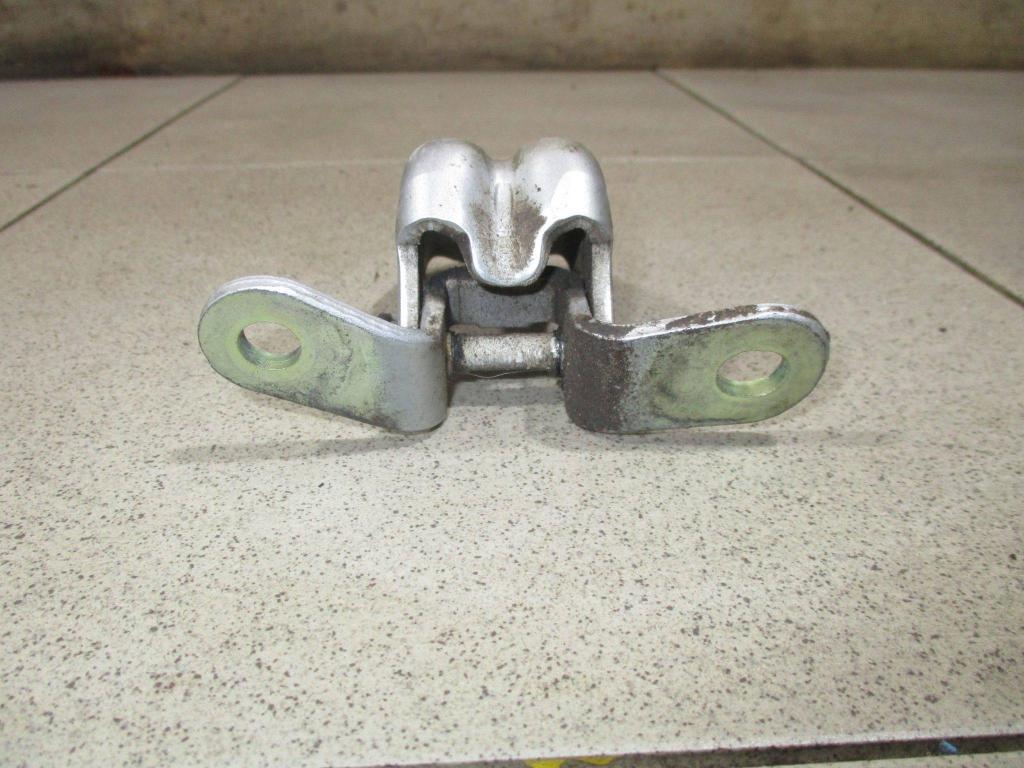 Петля двери передней левой верхняя, 500 рублей, Пермь