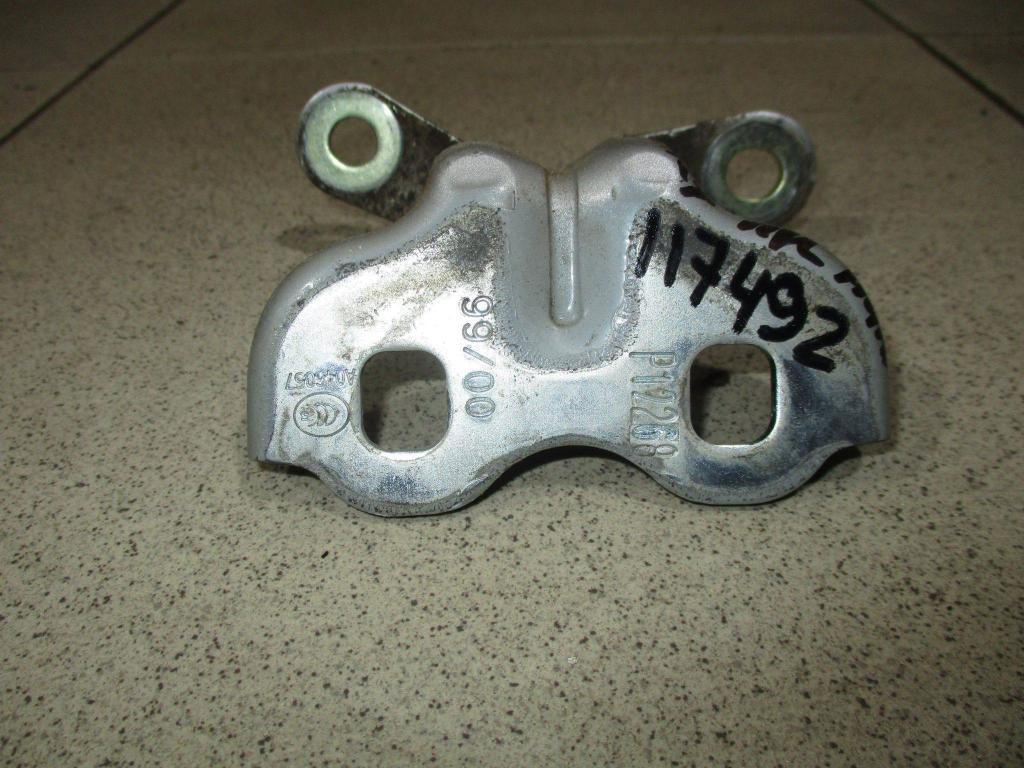 Петля двери передней левой нижняя, 500 рублей, Пермь