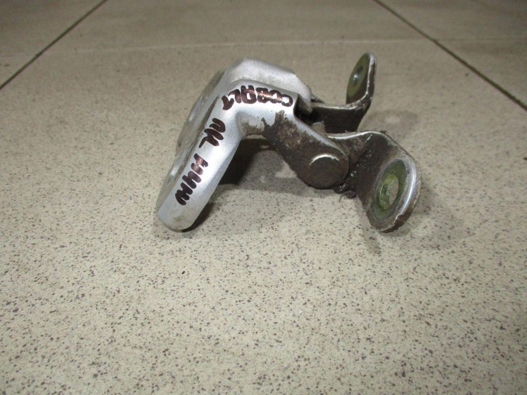 Петля двери передней левой нижняя, 500 рублей, Пермь