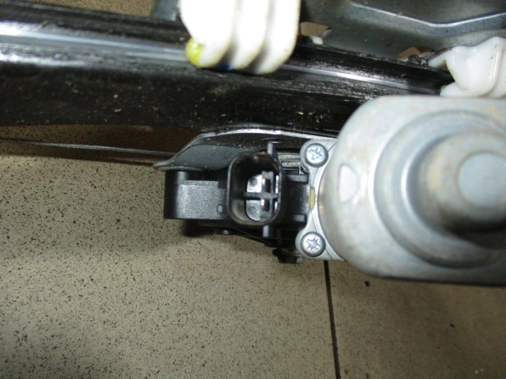 Стеклоподъемник передний левый, 2500 рублей, Пермь