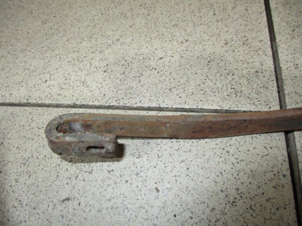 Поводок стеклоочистителя передний левый, 500 рублей, Пермь