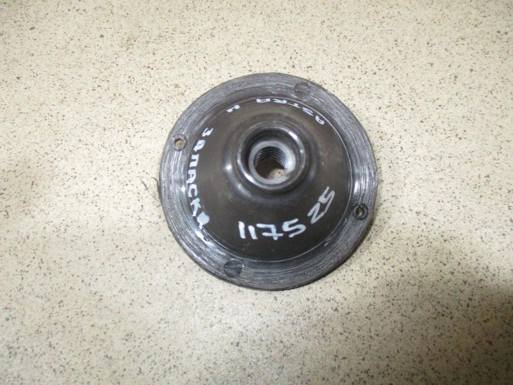 Болт крепления запасного колеса, 500 рублей, Пермь