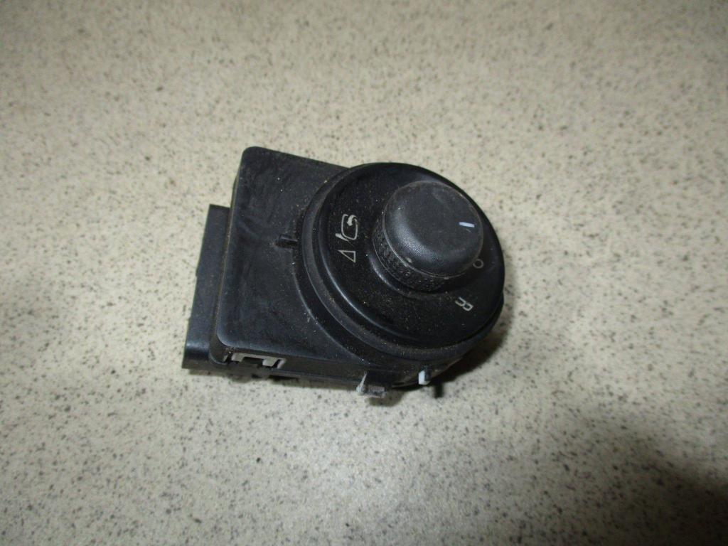 Переключатель регулировки зеркала, 3000 рублей, Пермь