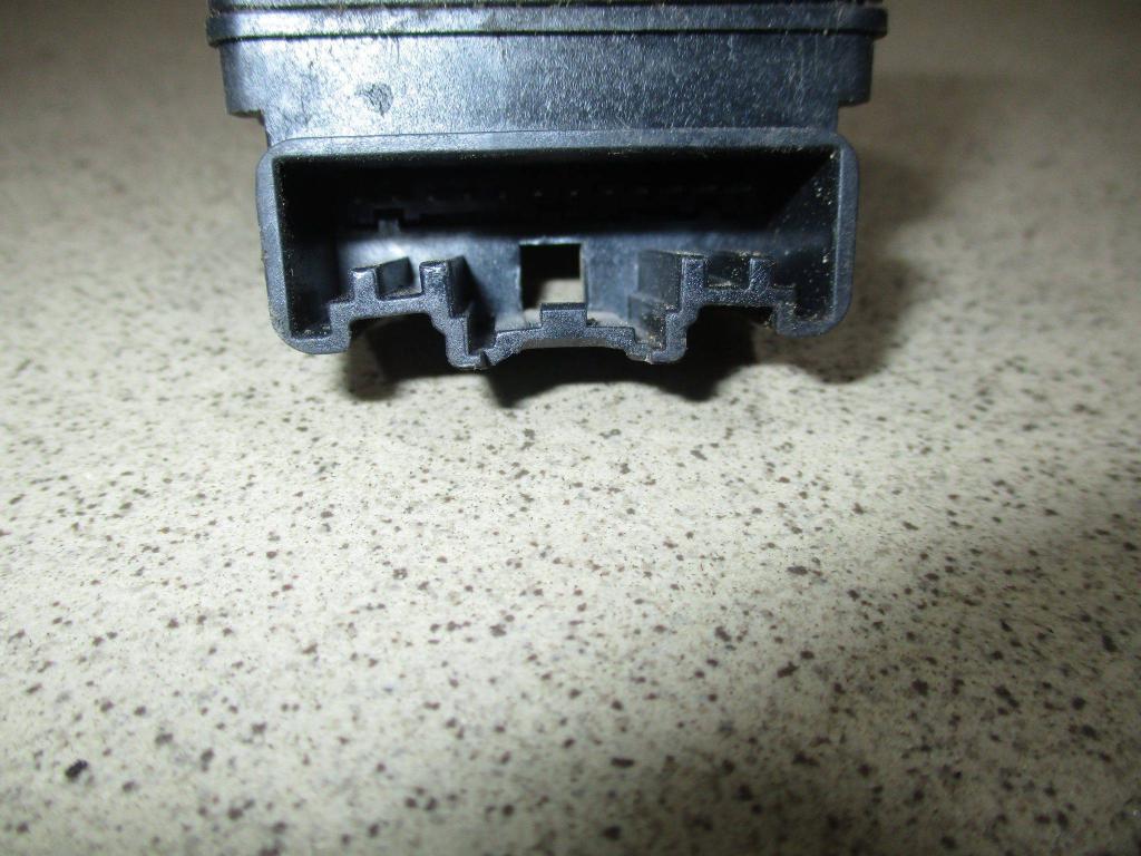 Переключатель регулировки зеркала, 3000 рублей, Пермь