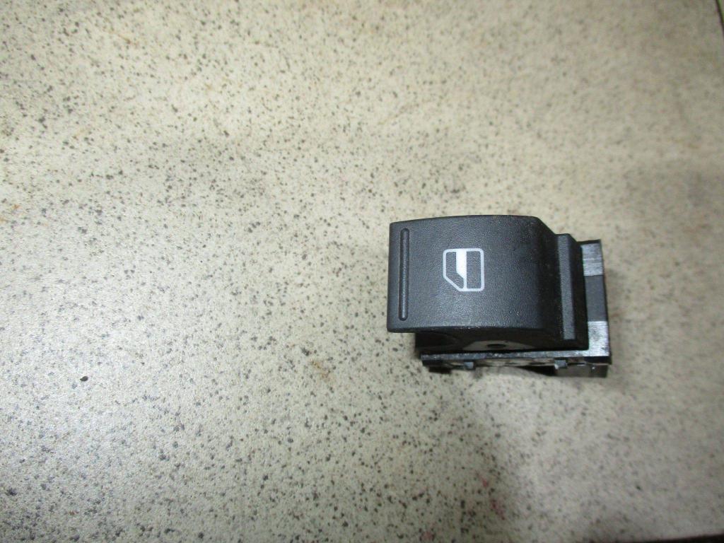 Кнопка стеклоподъемника, 500 рублей, Пермь