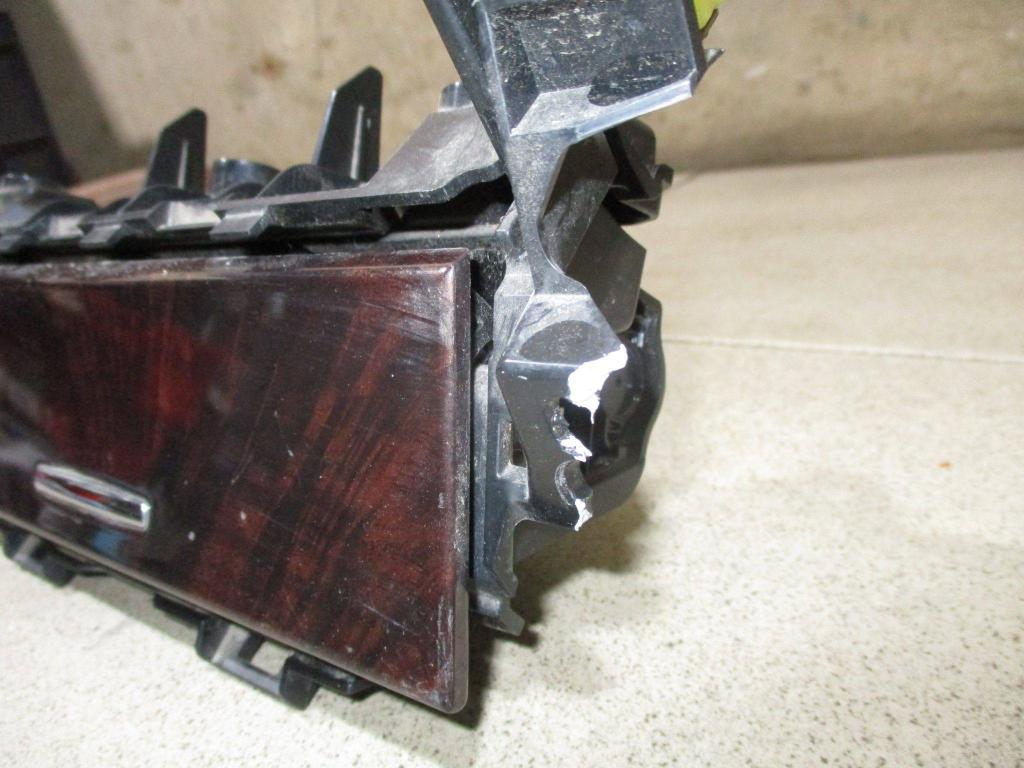 Пепельница передняя, 5000 рублей, Пермь