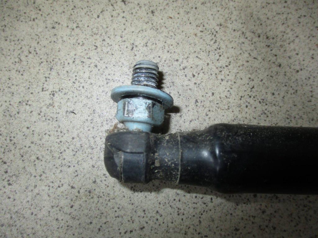 Амортизатор двери багажника, 500 рублей, Пермь