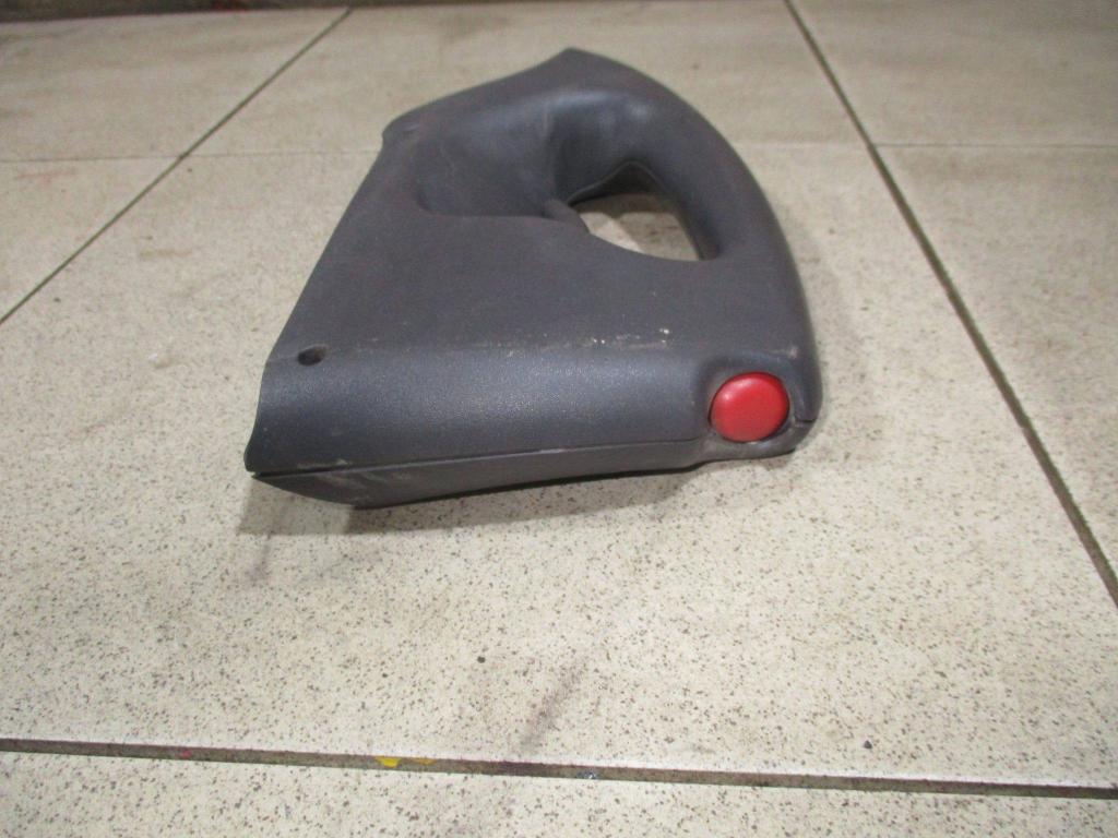 Ручка двери сдвижной внутренняя правая, 1500 рублей, Пермь