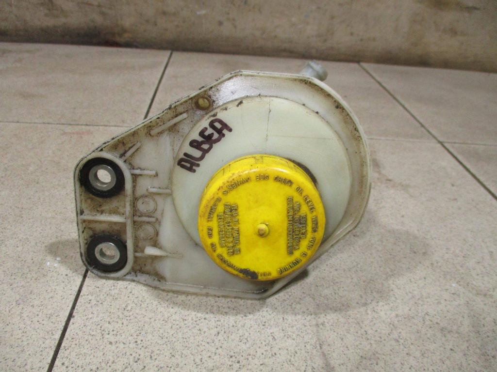 Бачок гидроусилителя, 500 рублей, Пермь