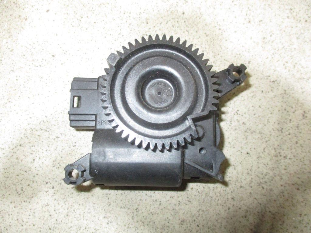 Моторчик заслонки печки, 700 рублей, Пермь