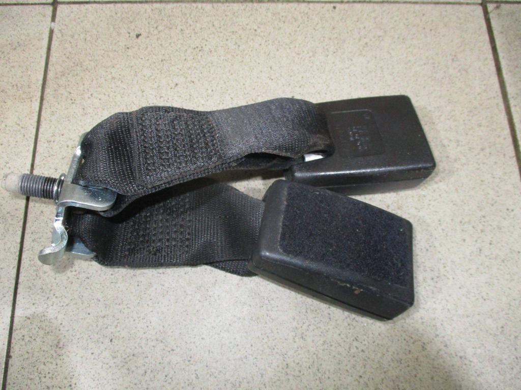 Ответная часть ремня безопасности, 1000 рублей, Пермь