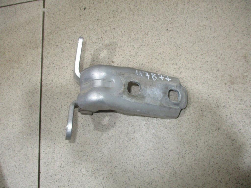 Петля двери задней левой нижняя, 500 рублей, Пермь