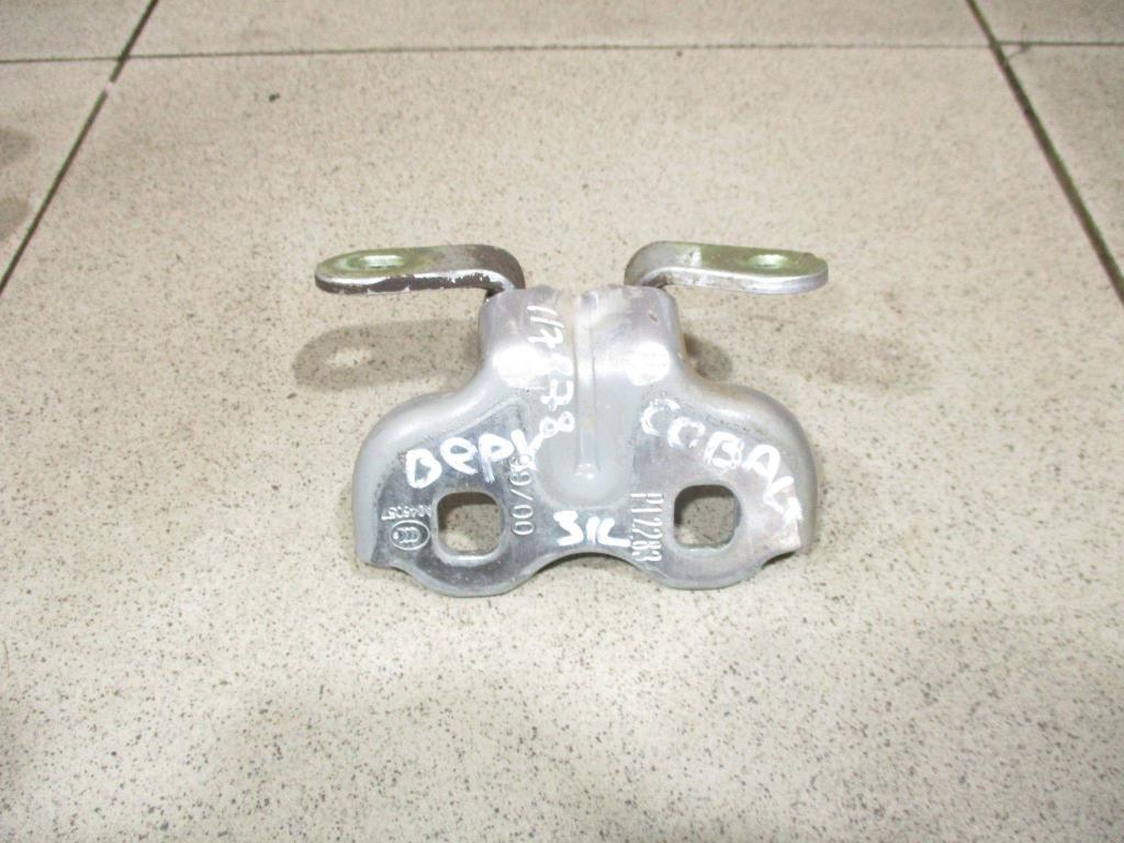 Петля двери задней левой верхняя, 500 рублей, Пермь