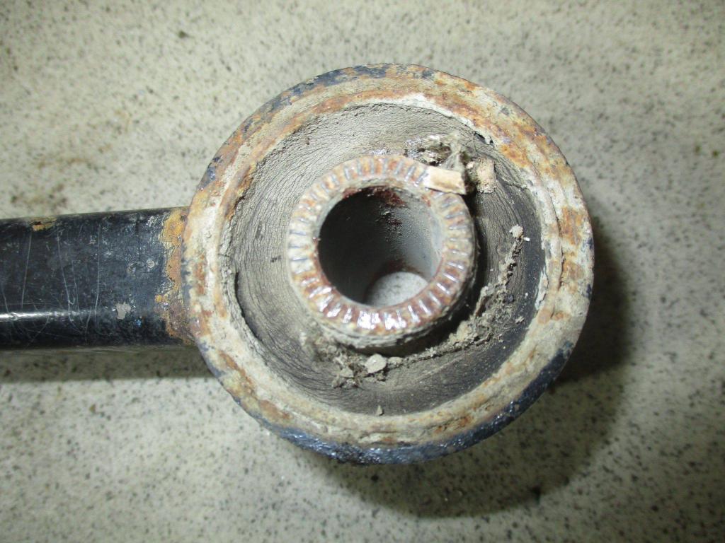 Опора двигателя задняя, 1000 рублей, Пермь