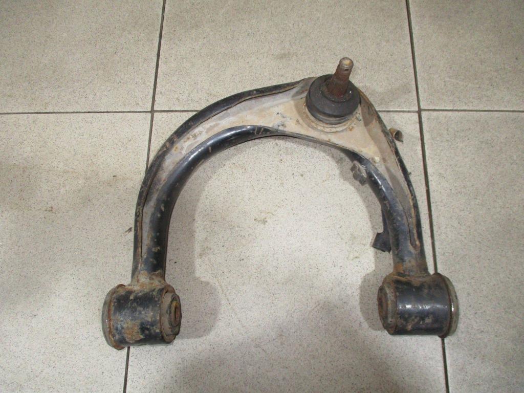 Рычаг передний верхний левый, 2000 рублей, Пермь