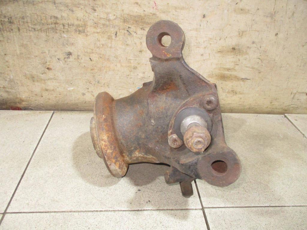 Кулак поворотный передний правый, 3000 рублей, Пермь