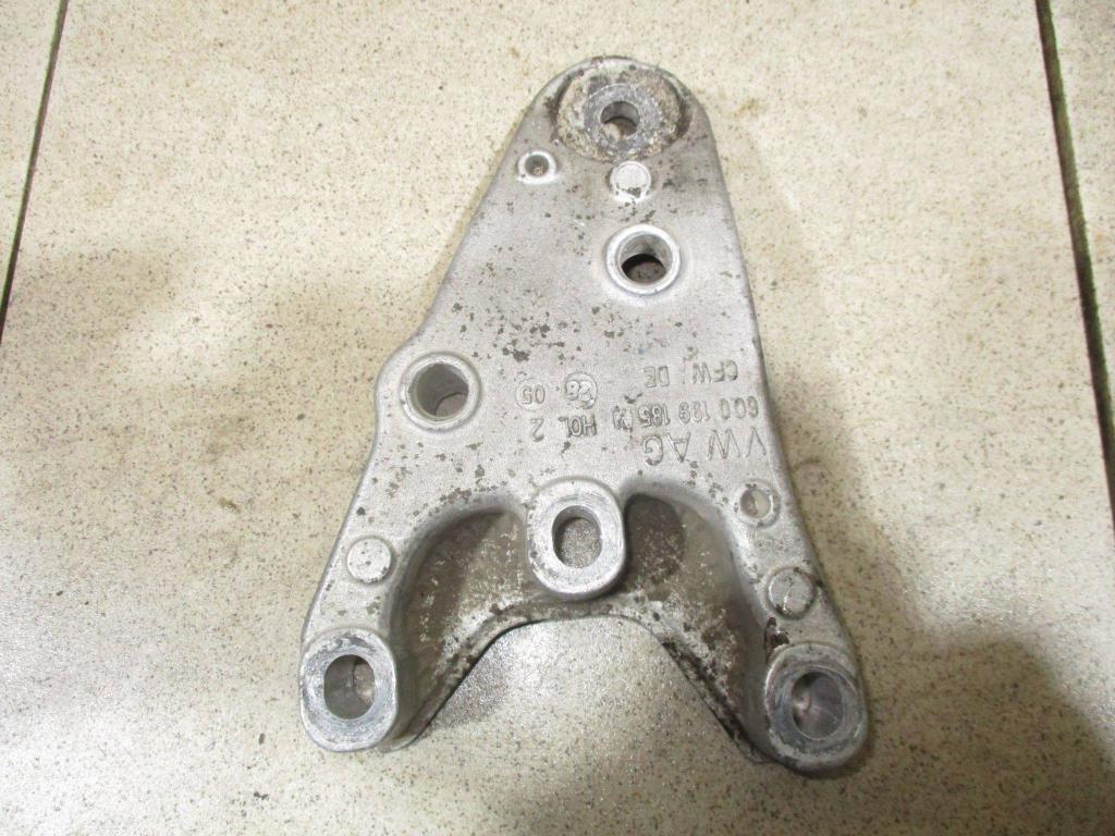 Кронштейн двигателя правый, 500 рублей, Пермь