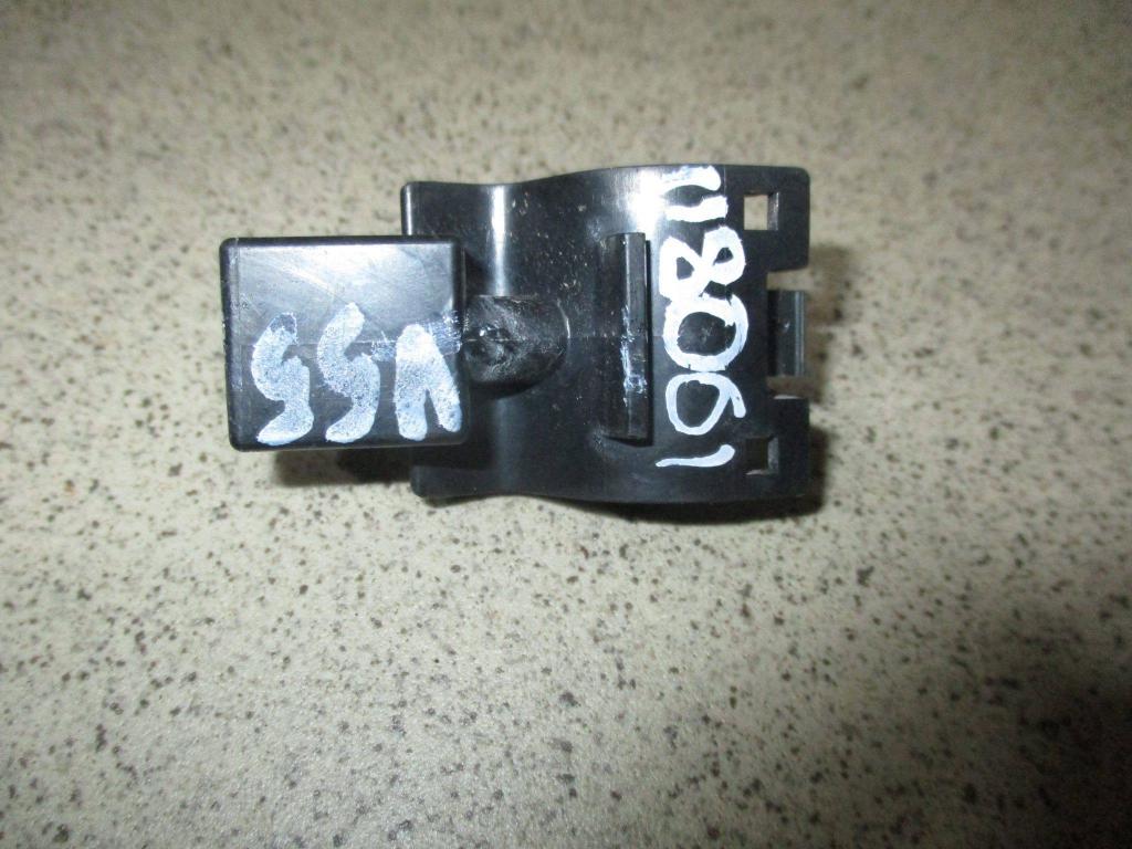 Форсунка омывателя лобового стекла, 500 рублей, Пермь