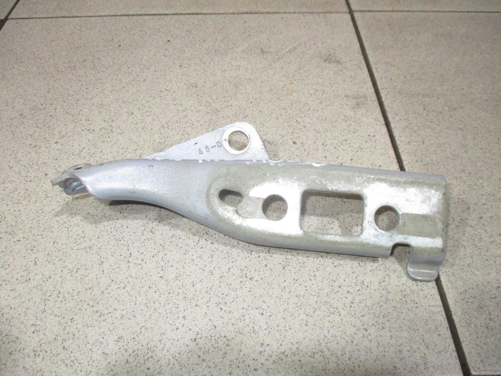 Петля капота левая, 850 рублей, Пермь