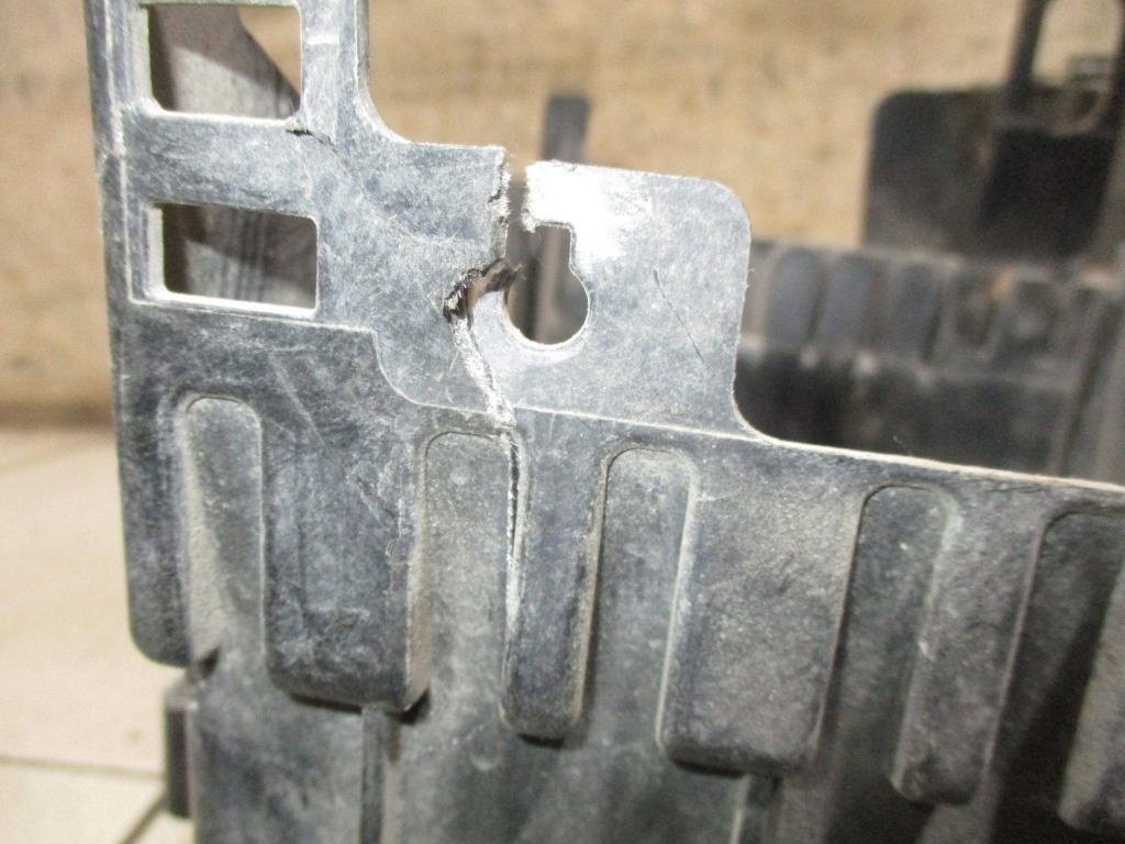 Крепление АКБ, 2500 рублей, Пермь