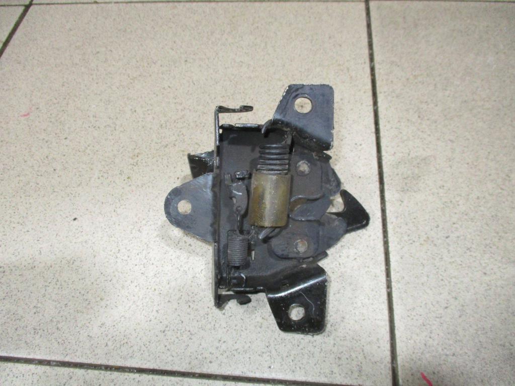 Замок капота, 500 рублей, Пермь