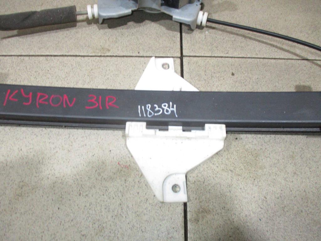 Стеклоподъемник задний правый, 2500 рублей, Пермь