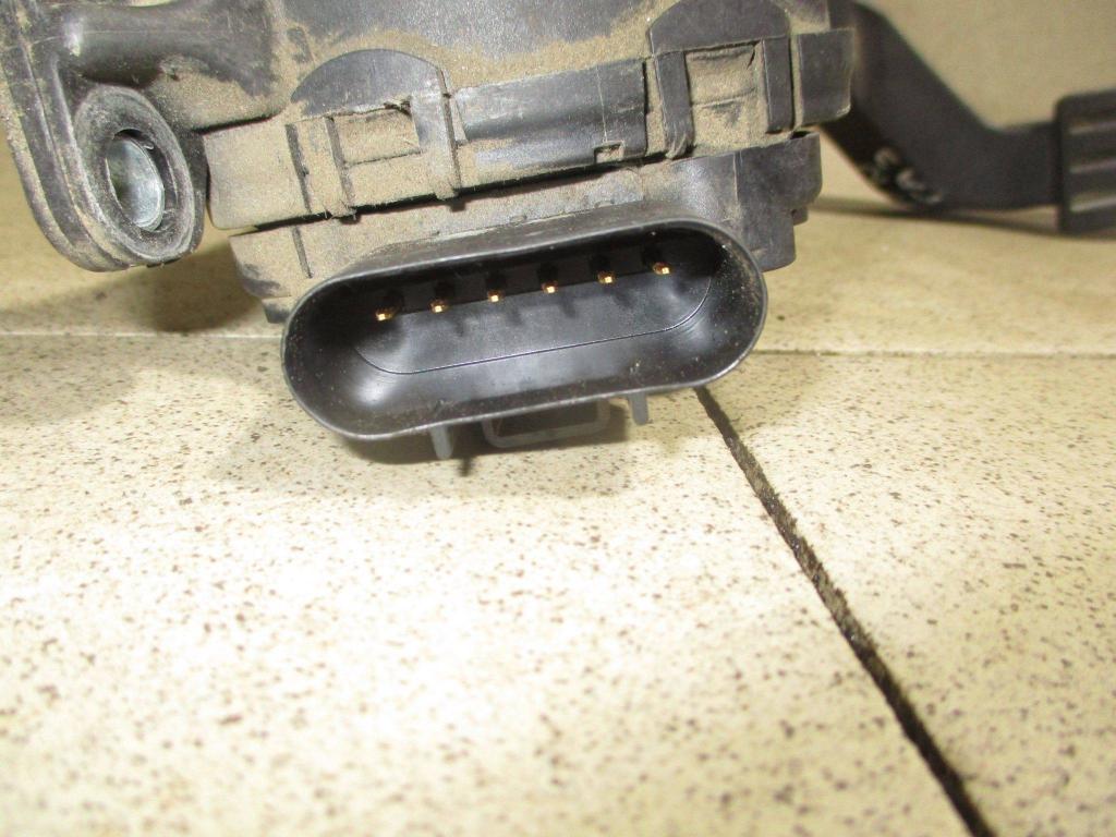 Педаль газа, 1000 рублей, Пермь