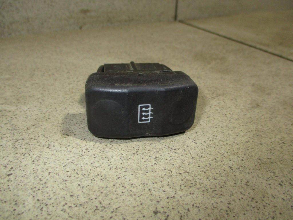 Кнопка обогрева заднего стекла, 500 рублей, Пермь