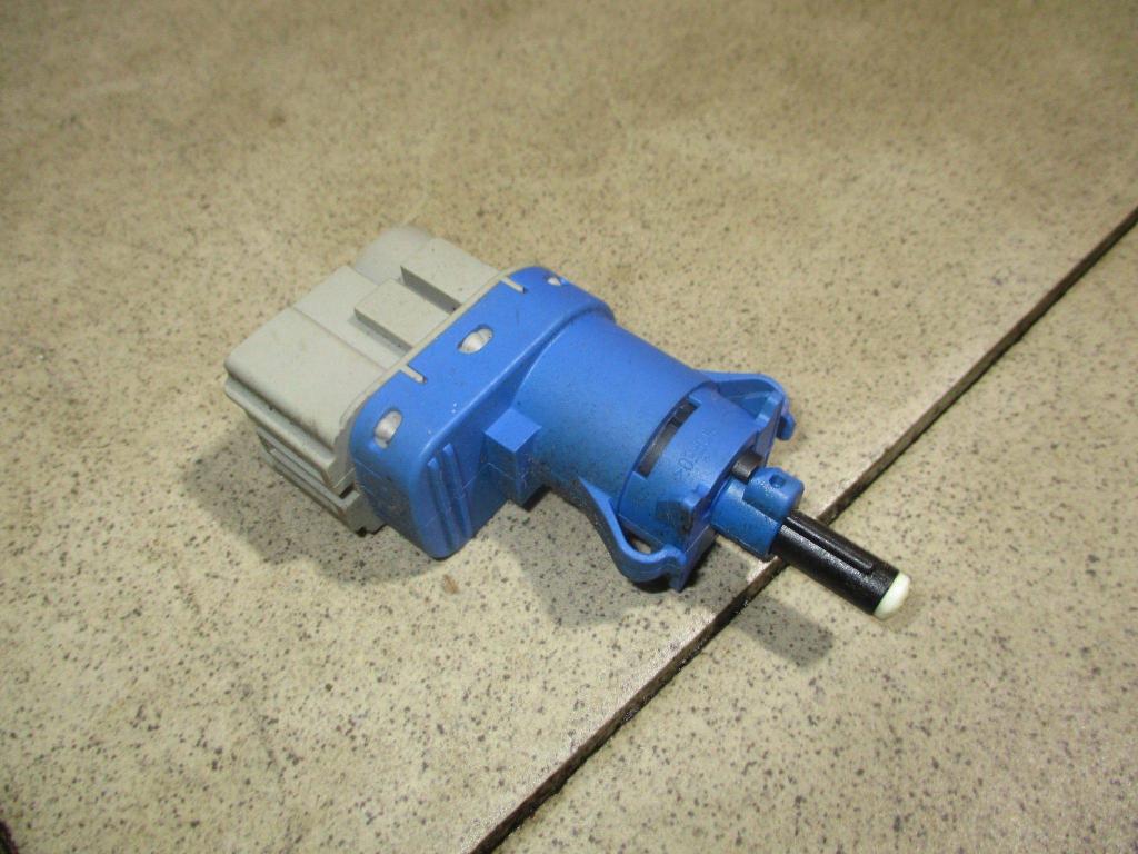 Датчик включения стопсигнала, 500 рублей, Пермь