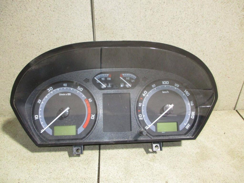 Панель приборов, 2000 рублей, Пермь