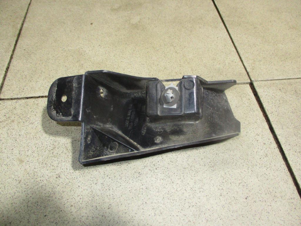 Кронштейн заднего бампера правый, 1000 рублей, Пермь