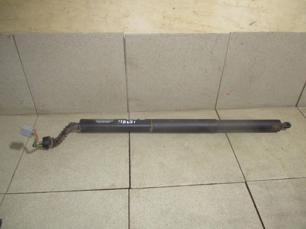 Амортизатор двери багажника, 12000 рублей, Пермь