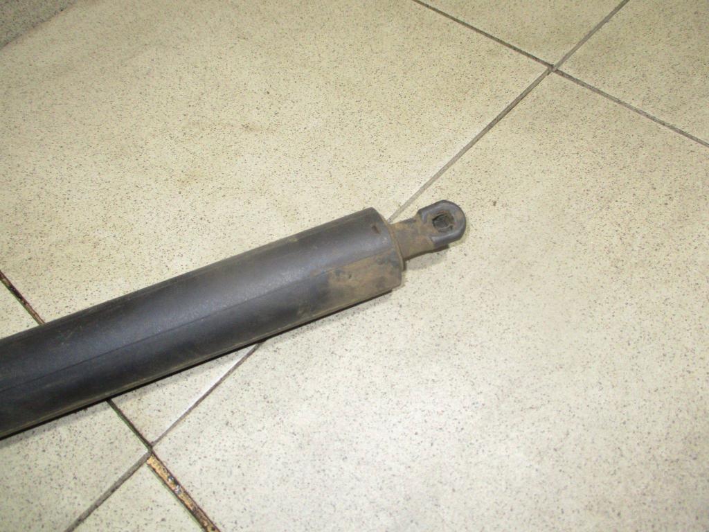 Амортизатор двери багажника, 12000 рублей, Пермь