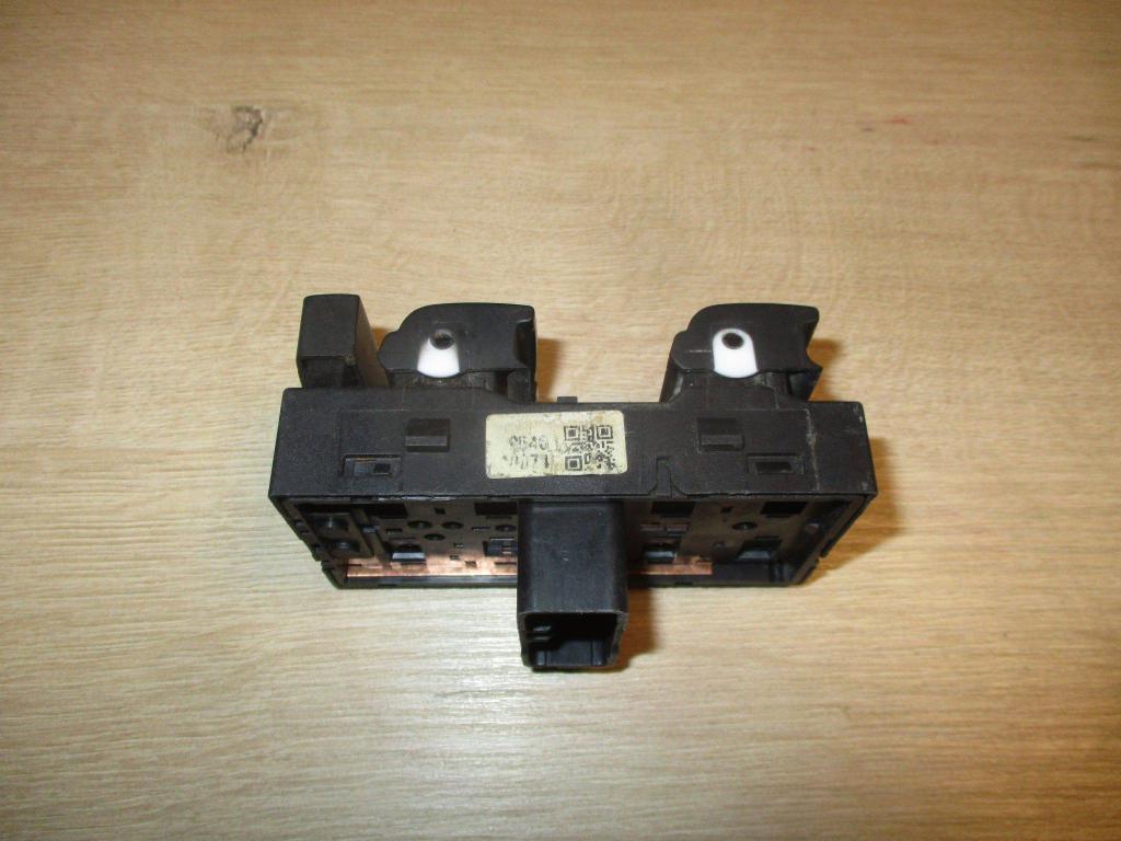 Блок управления стеклоподъемниками, 2500 рублей, Пермь