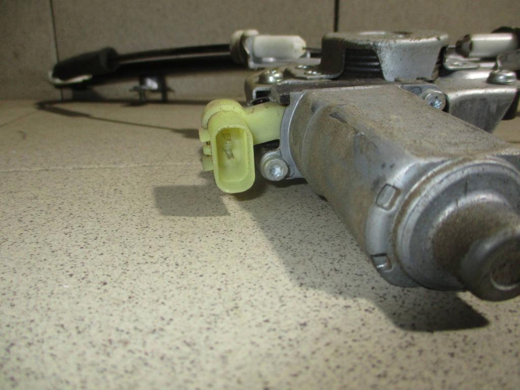 Стеклоподъемник передний левый, 2600 рублей, Пермь