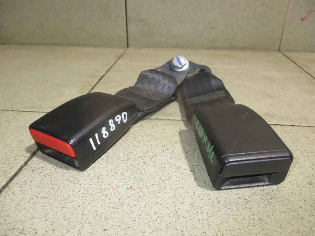 Ответная часть ремня безопасности, 500 рублей, Пермь