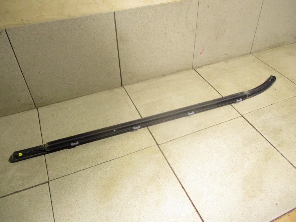 Накладка стекла заднего правого, 2000 рублей, Пермь