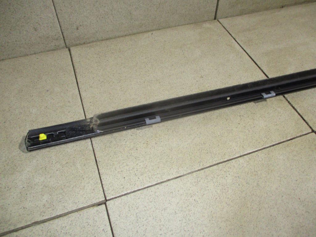 Накладка стекла заднего правого, 2000 рублей, Пермь