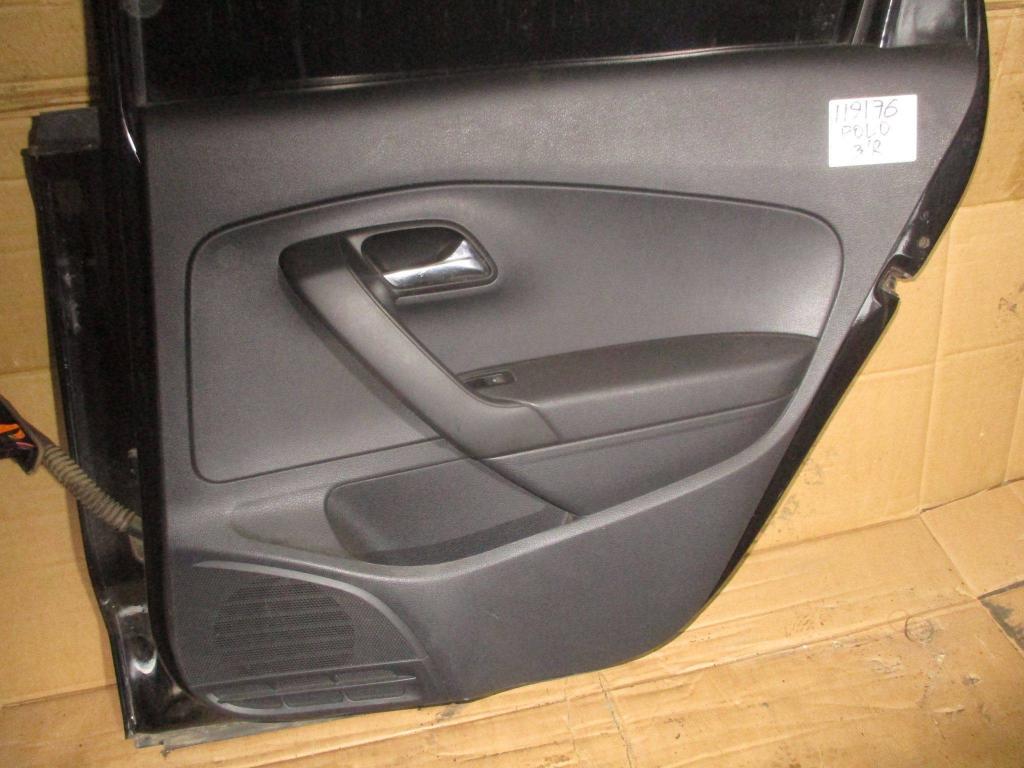 Обшивка двери задней правой, 1000 рублей, Пермь