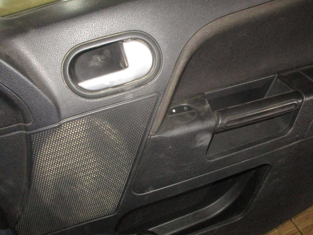 Обшивка двери передней правой, 1000 рублей, Пермь