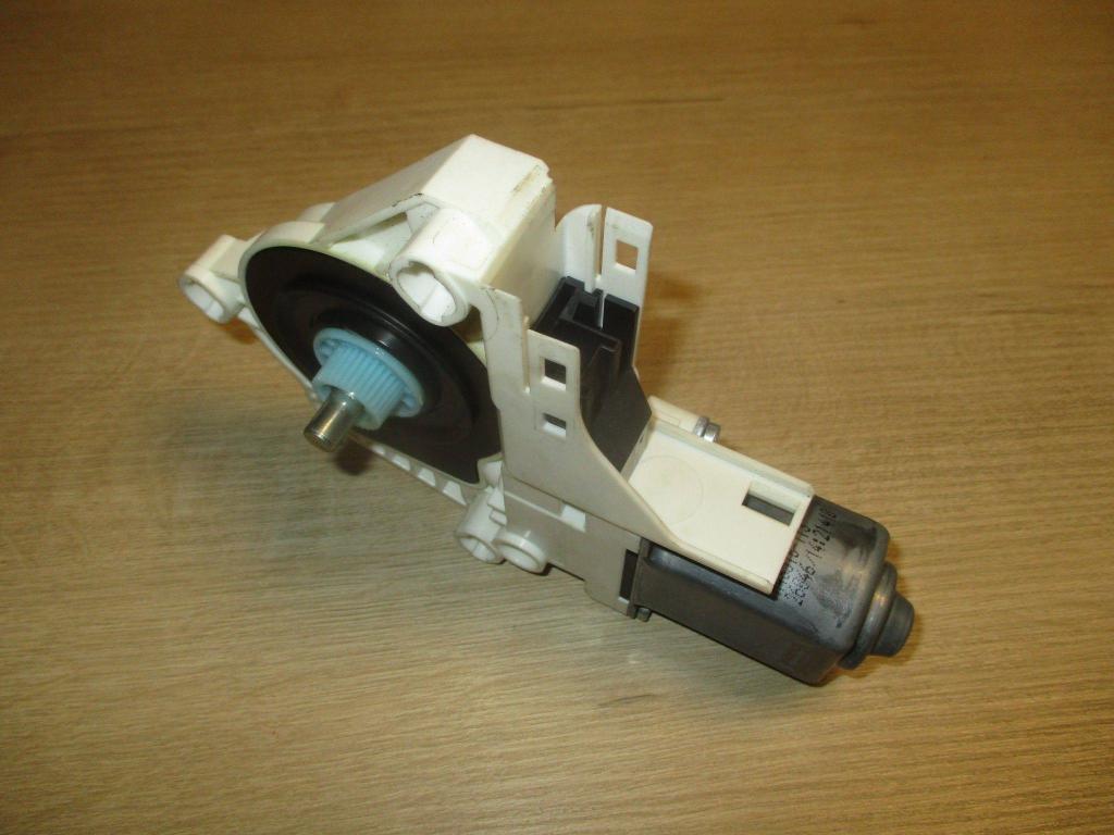 Моторчик стеклоподъемника, 3000 рублей, Пермь