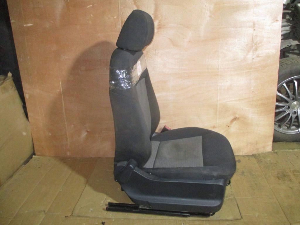 Сиденье переднее правое, 6000 рублей, Пермь