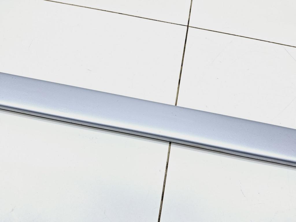 Молдинг передней правой двери, 1600 рублей, Пермь