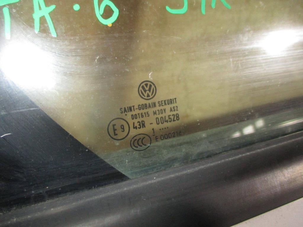 Стекло двери задней правой форточка, 600 рублей, Пермь