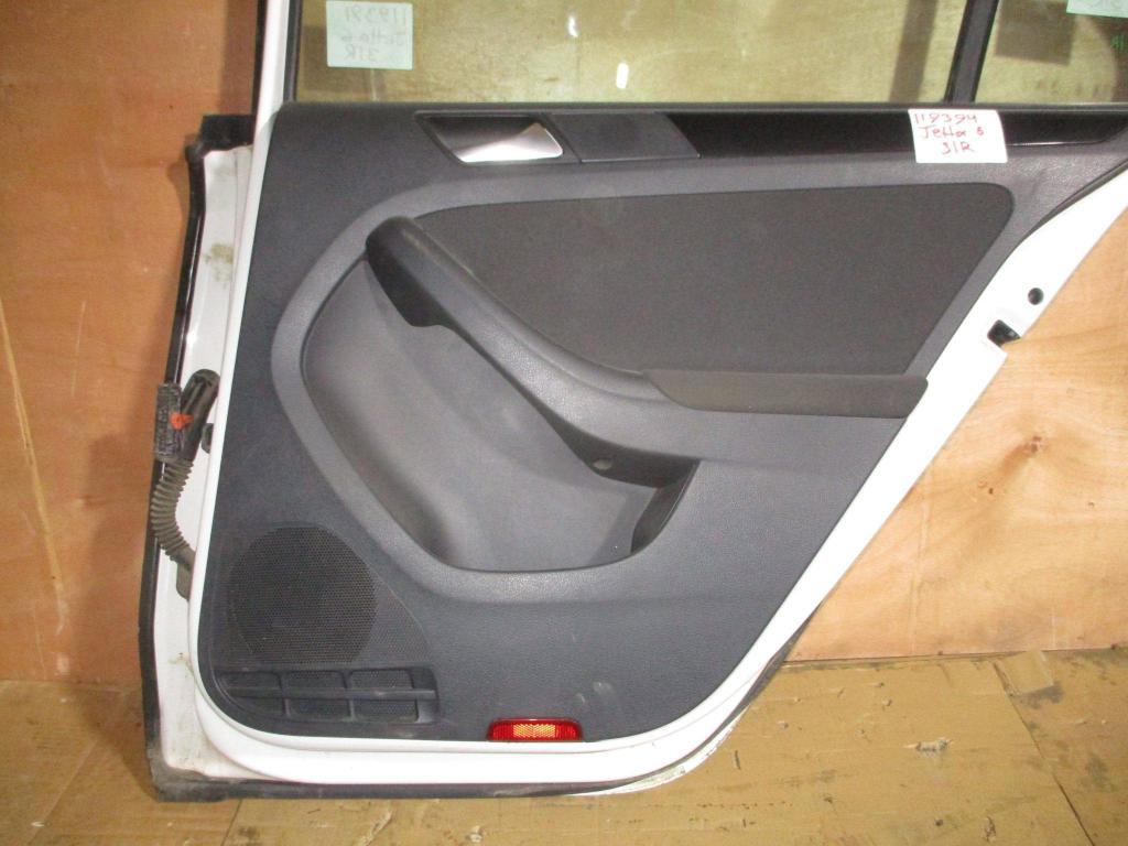 Обшивка двери задней правой, 1500 рублей, Пермь