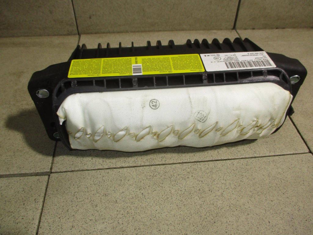 Подушка безопасности пассажира, 9000 рублей, Пермь