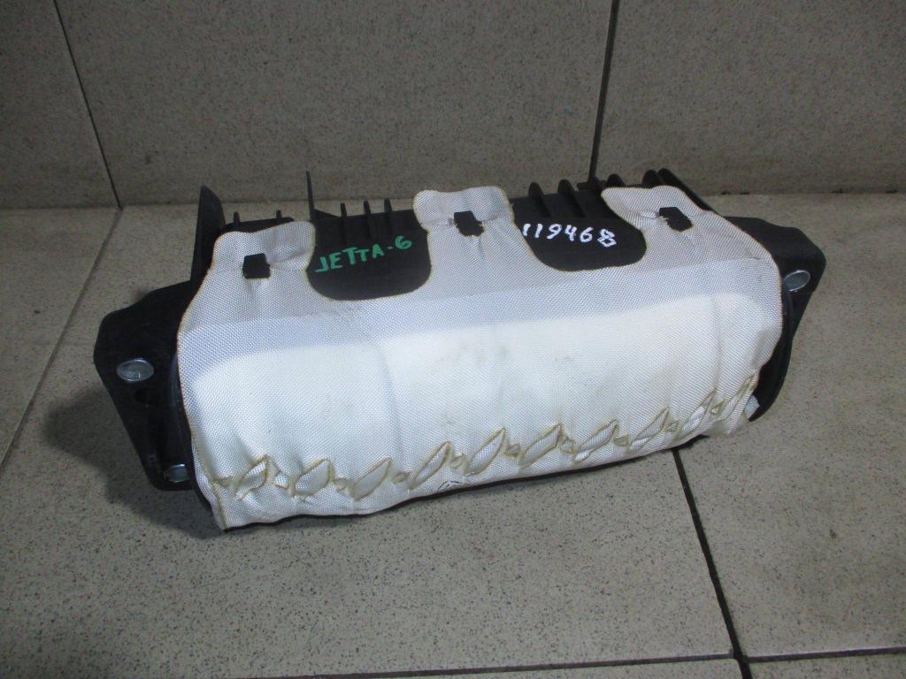 Подушка безопасности пассажира, 9000 рублей, Пермь