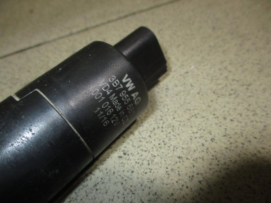 Насос омывателя фар, 2000 рублей, Пермь