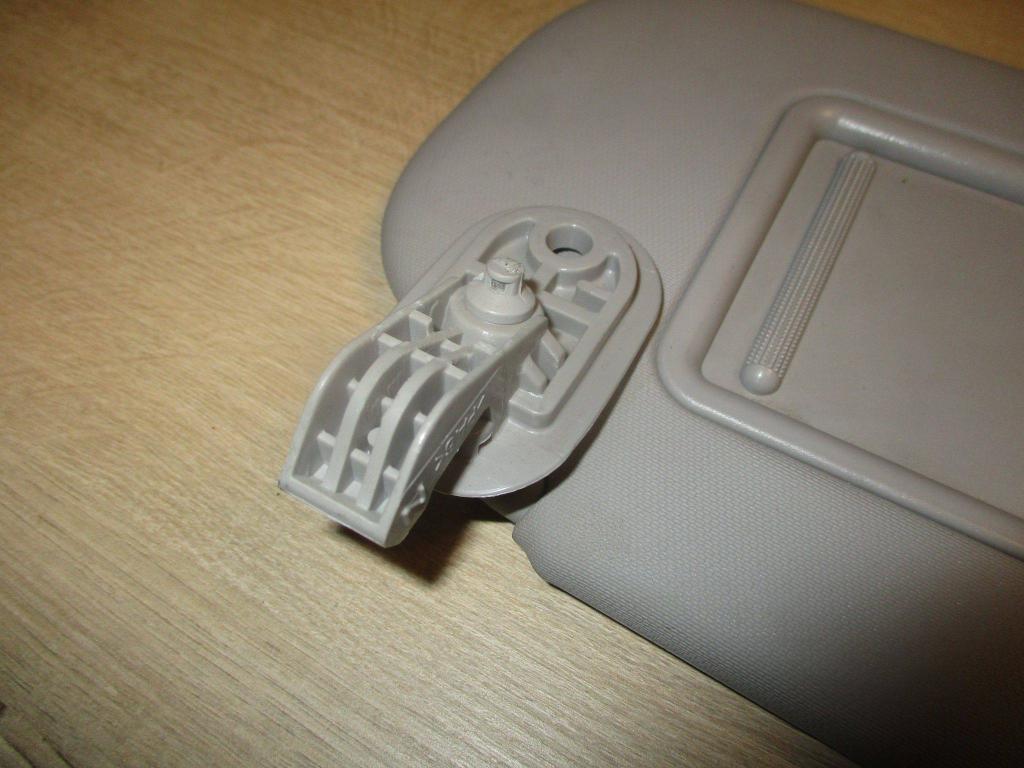 Козырек солнцезащитный правый, 1000 рублей, Пермь