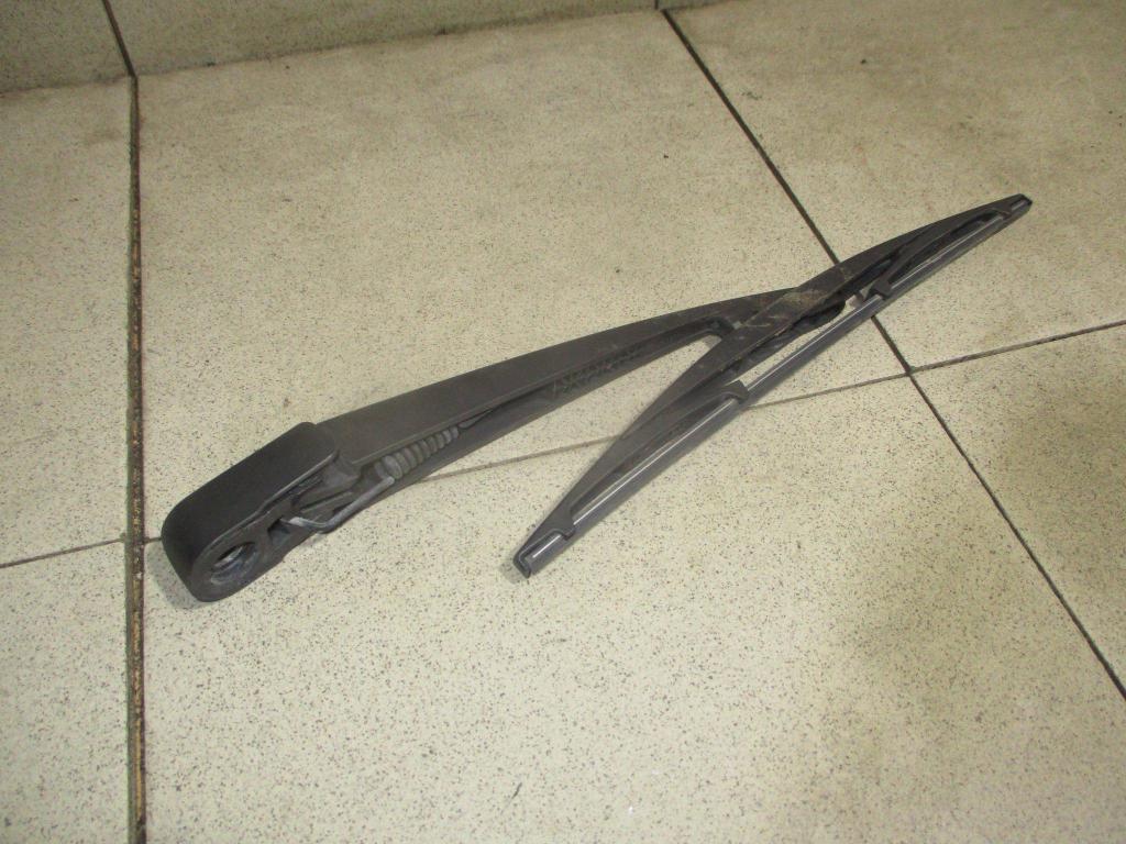 Поводок стеклоочистителя заднего, 2000 рублей, Пермь